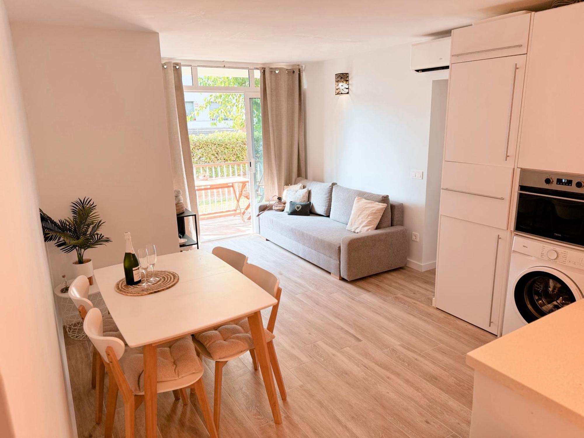 Apartamento Prat de VNG · Coqueto piso a 50 metros de la playa Vilanova i la Geltrú Exterior foto